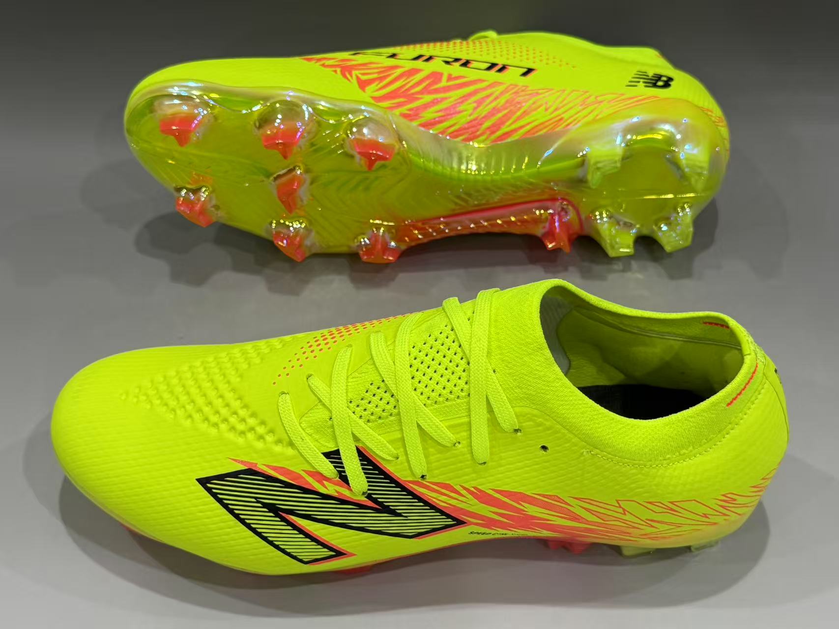 Furon V8 Elite