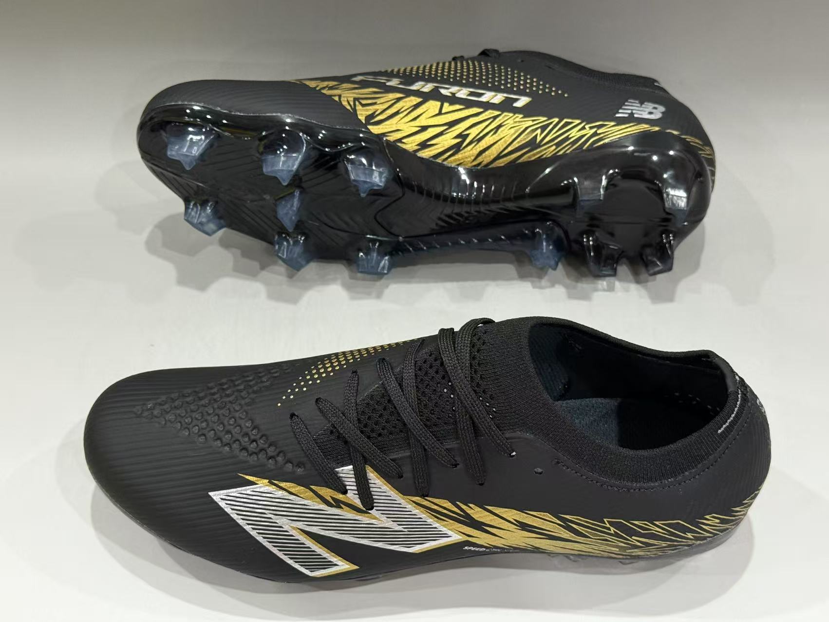 Furon V8 Elite
